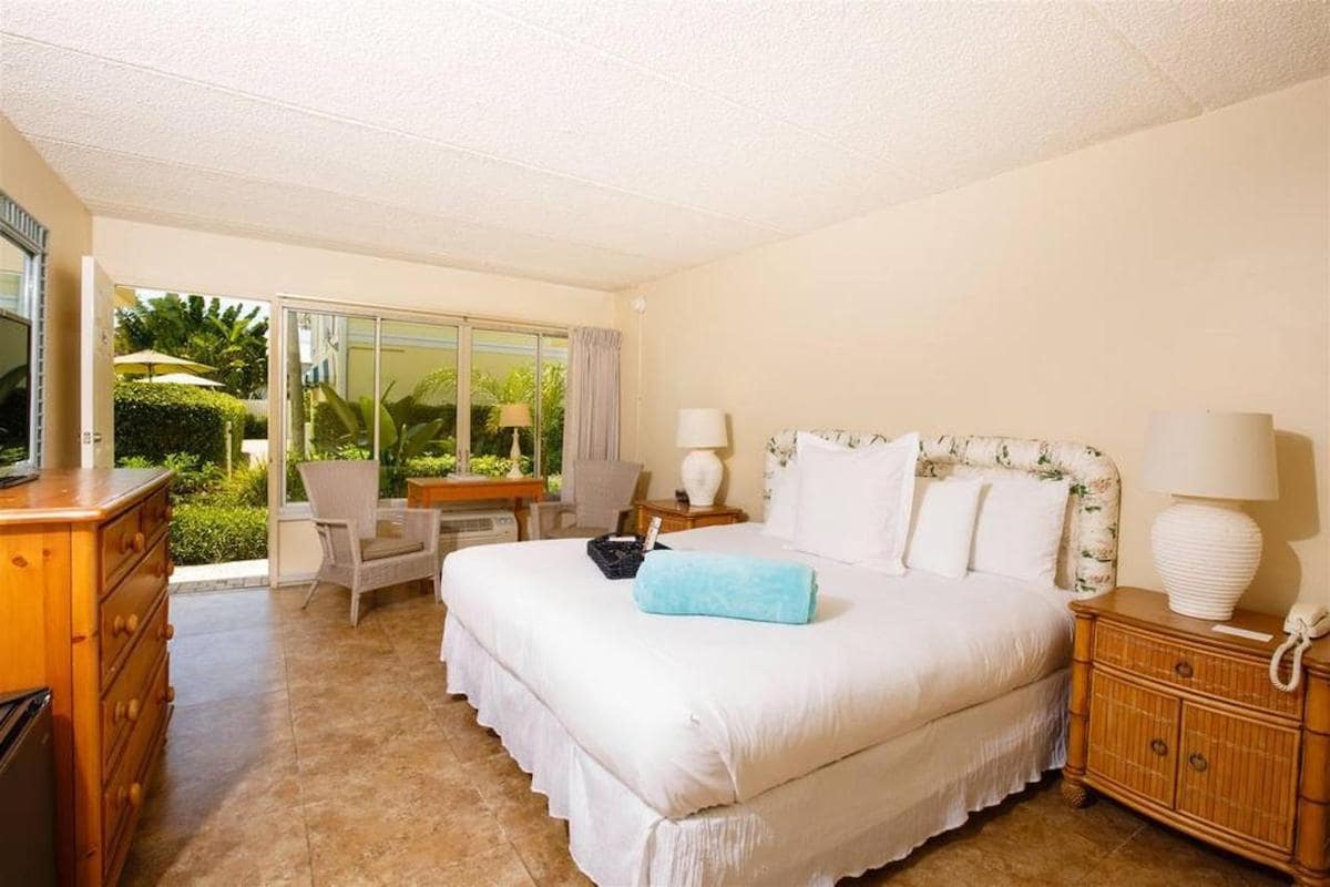 Standard King Room